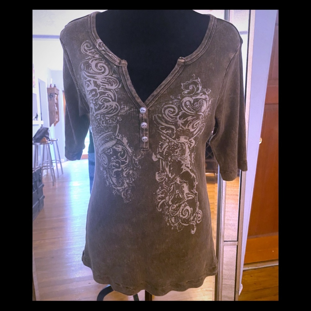 Women’s casual top